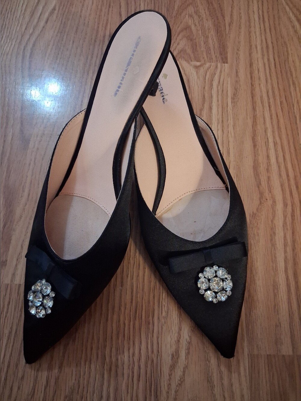 KATE SPADE Darlene Black Satin Jewelled Bow Kitten Heel Slide Mules. Womens. 9M